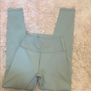 Til you collapse leggings size xs.